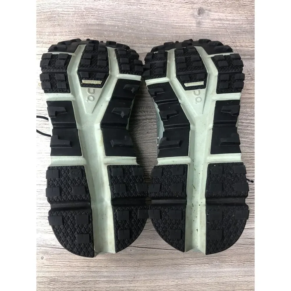 ON CLOUD Womens Cloudultra-For versatile runners-Vine/Meadow-US 6.5 - EU 37